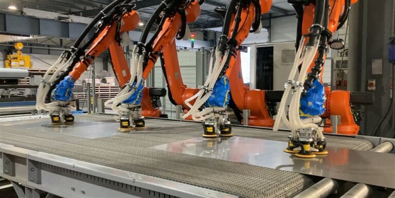 Ligne de polissage robotisee KUKA SIEMENS